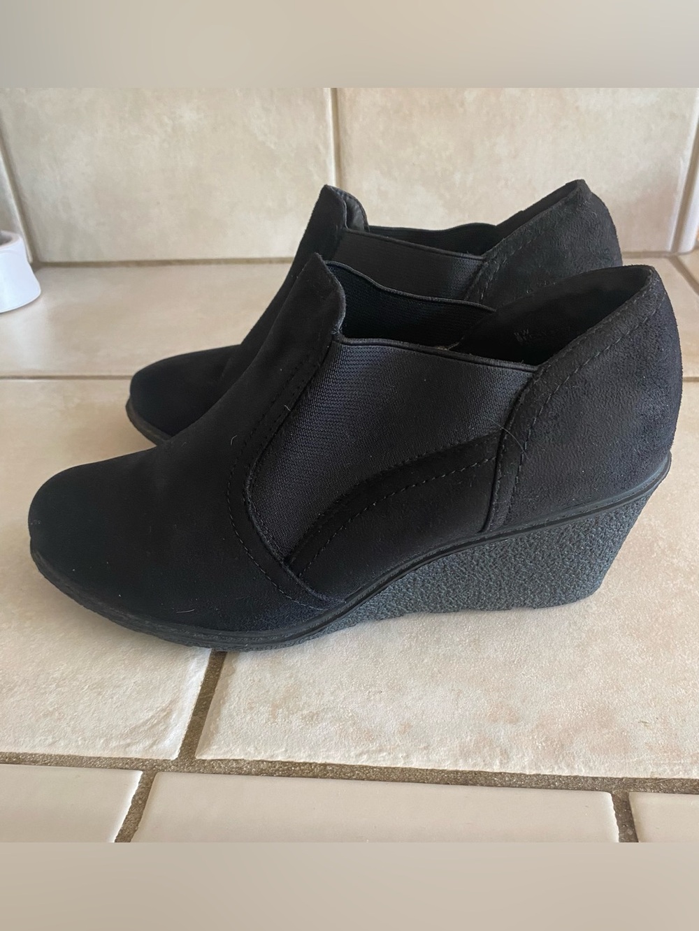 Avenue Black Wedge Ankle Shoes